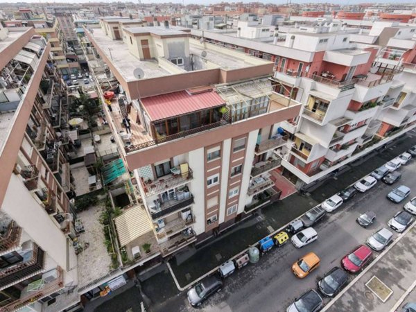 appartamento in vendita a Roma in zona Ostia