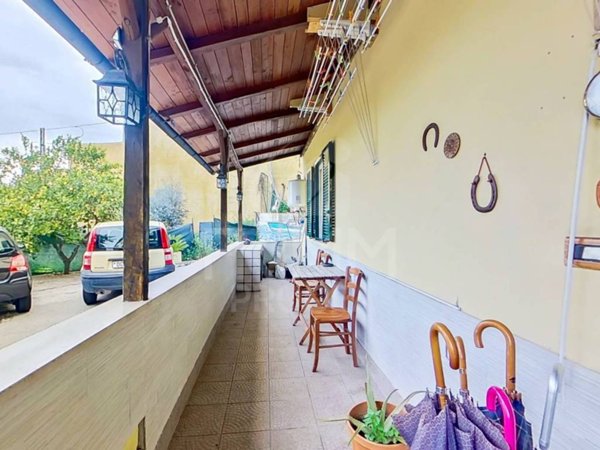 appartamento in vendita a Roma in zona Lunghezza