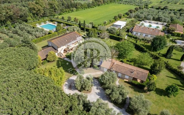 casa indipendente in vendita a Roma
