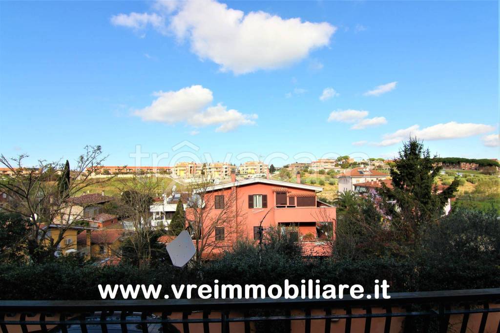 appartamento in vendita a Roma in zona Massimina/Casal Lumbroso