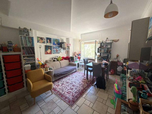 appartamento in vendita a Roma in zona Ardeatino