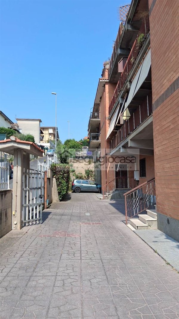 appartamento in vendita a Roma in zona Tor di Quinto
