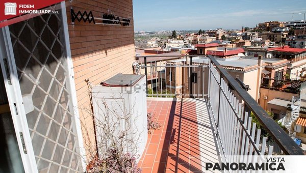 appartamento in vendita a Roma in zona Vitinia
