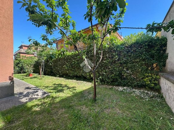 appartamento in vendita a Roma in zona Prima Porta