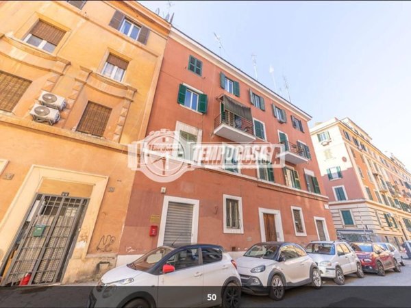 appartamento in vendita a Roma in zona Prenestino-Labicano