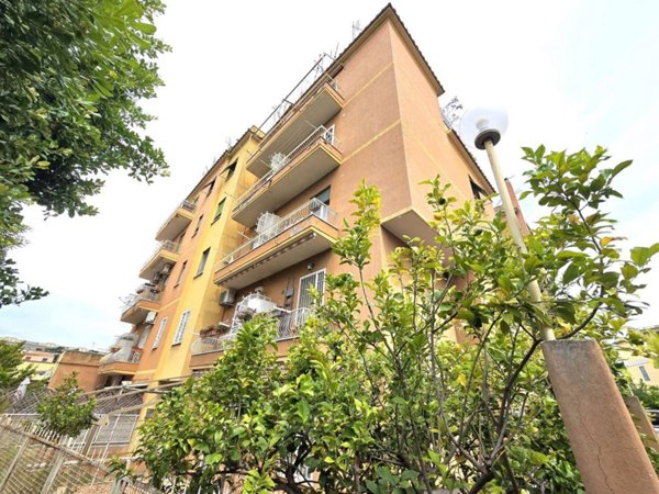 appartamento in vendita a Roma in zona Prenestino-Centocelle