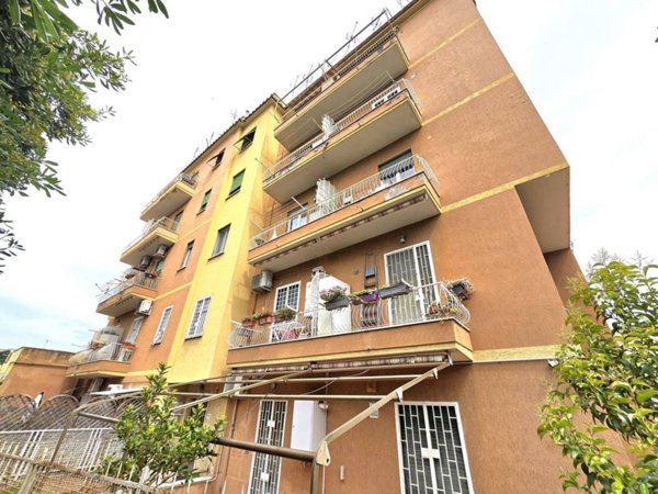 appartamento in vendita a Roma in zona Prenestino-Centocelle
