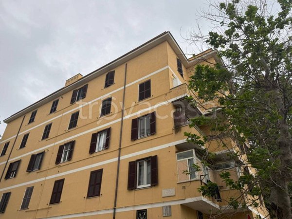 appartamento in vendita a Roma in zona Ostia