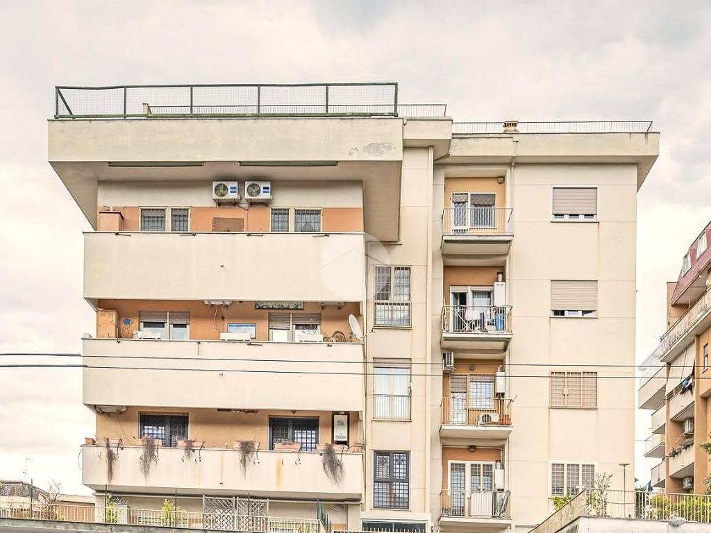 appartamento in vendita a Roma in zona Giuliano Dalmata