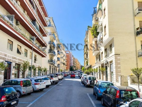appartamento in vendita a Roma in zona Gianicolense