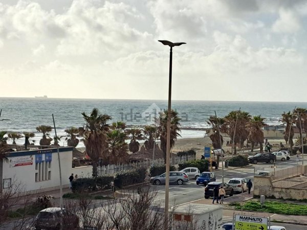 appartamento in vendita a Roma in zona Ostia