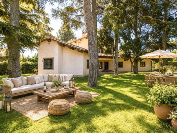 casa indipendente in vendita a Roma in zona Olgiata