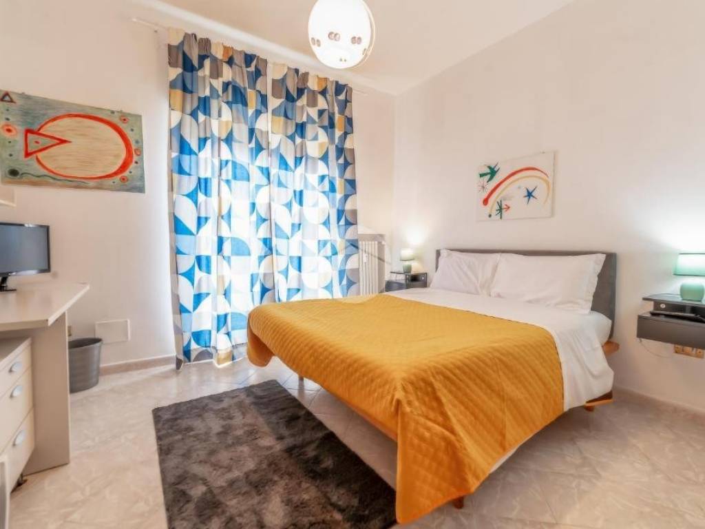 appartamento in vendita a Roma in zona Ostiense