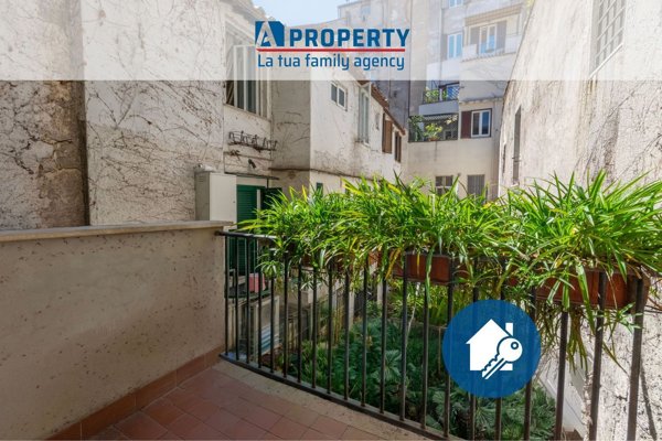 appartamento in vendita a Roma in zona Rione Regola