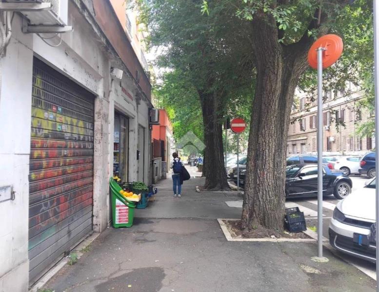 locale commerciale in vendita a Roma in zona Gianicolense