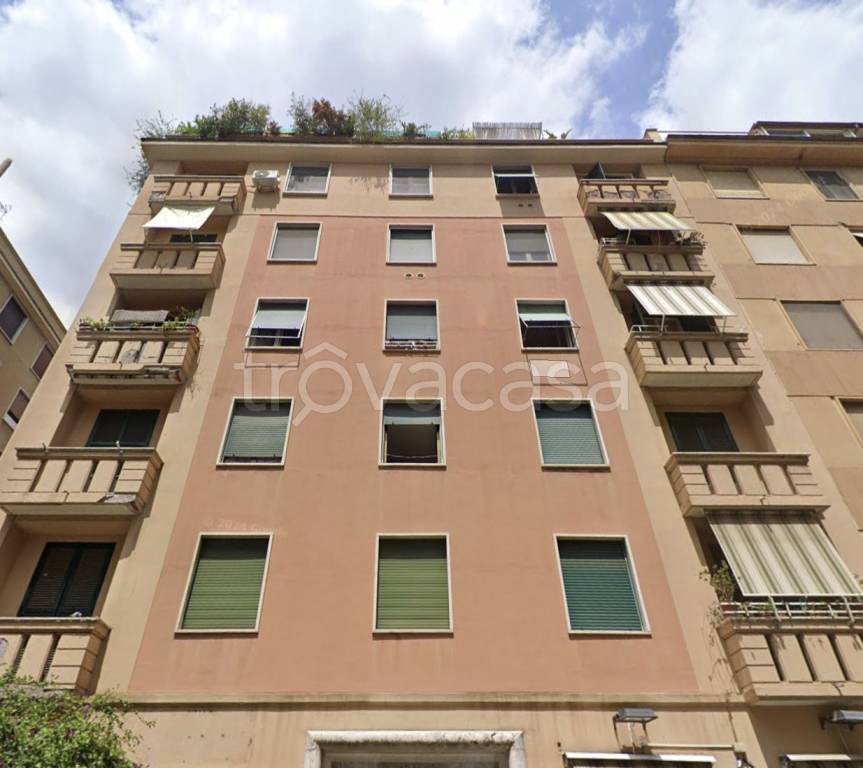 appartamento in vendita a Roma in zona Tuscolano