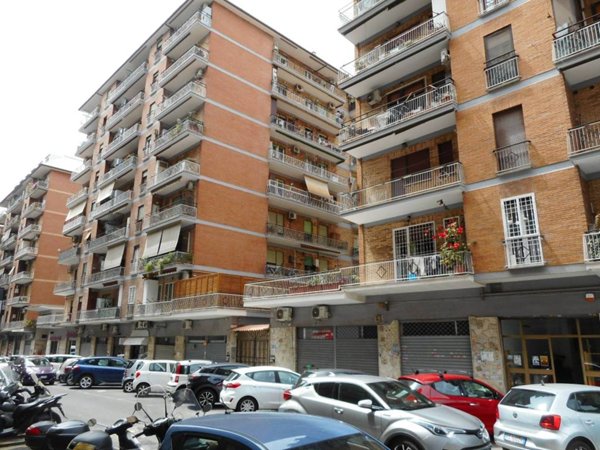 appartamento in vendita a Roma in zona Cinecittà