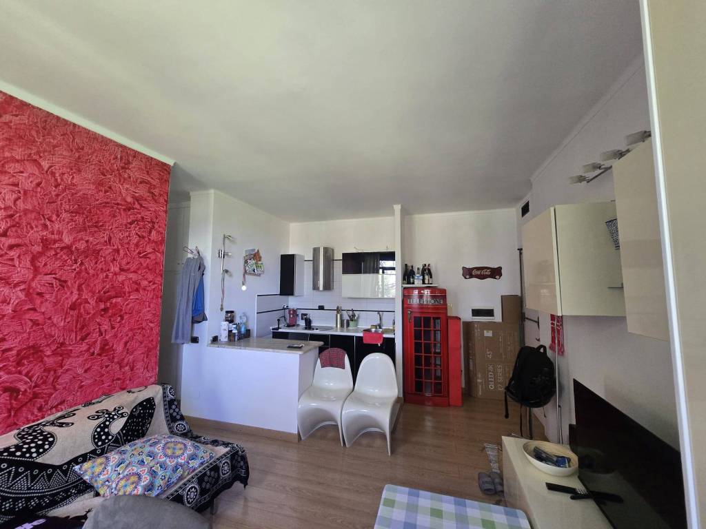 appartamento in vendita a Roma in zona Mostacciano