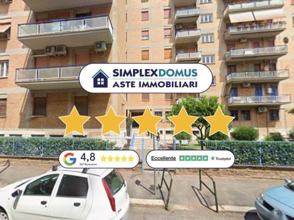 appartamento in vendita a Roma in zona Cinecittà