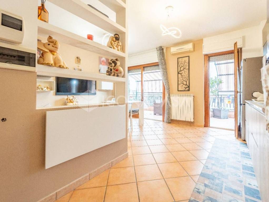 appartamento in vendita a Roma in zona Romanina