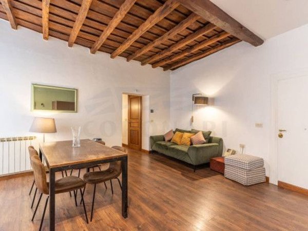 appartamento in vendita a Roma in zona Parione/Sant'Eustachio