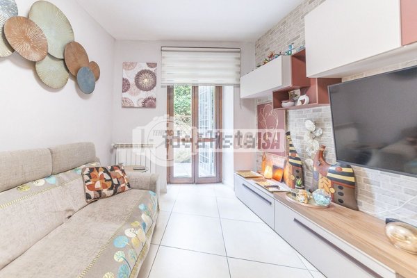 appartamento in vendita a Roma in zona Monte Sacro/Talenti