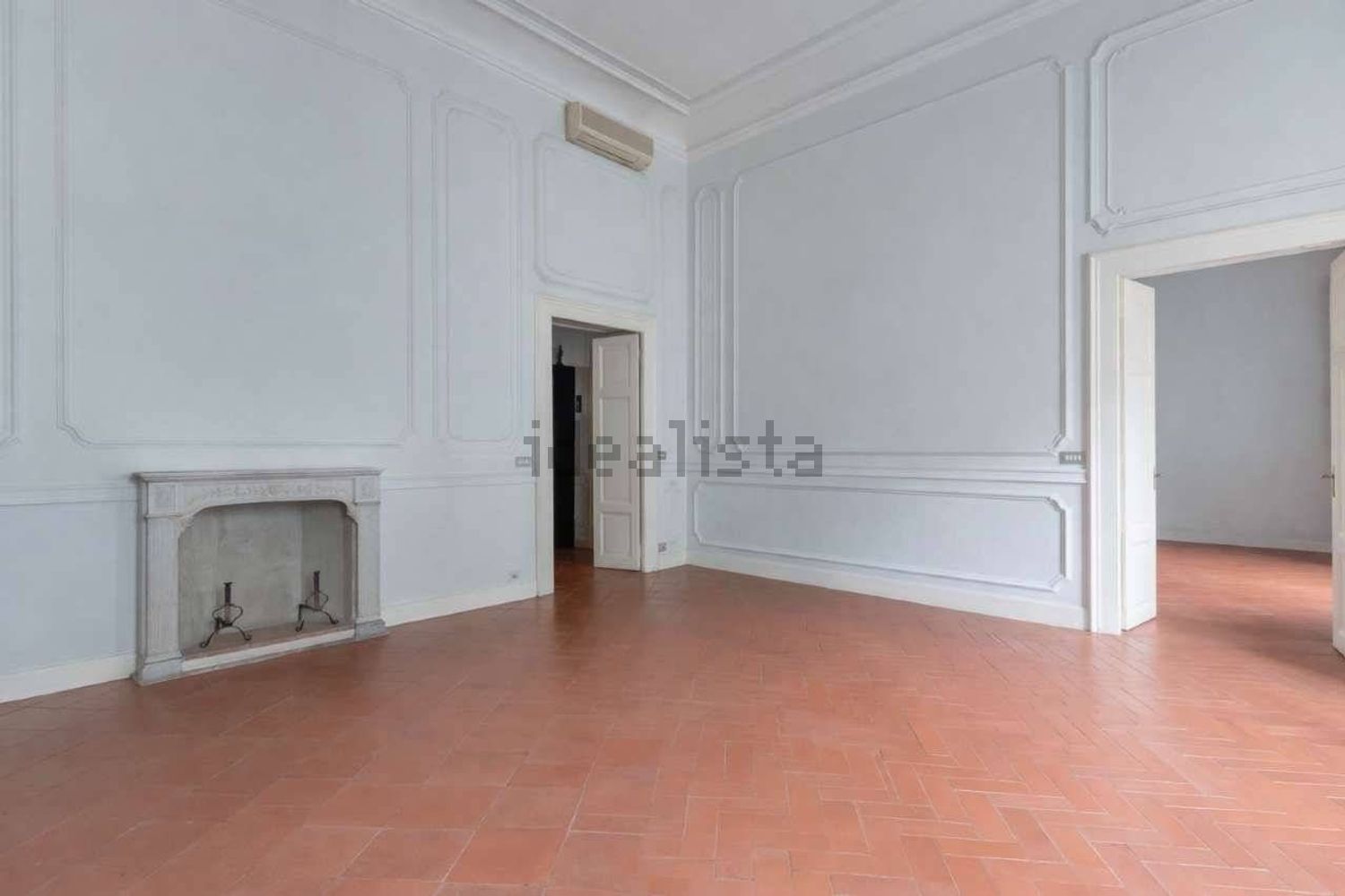 appartamento in vendita a Roma in zona Rione Monti/Campitelli