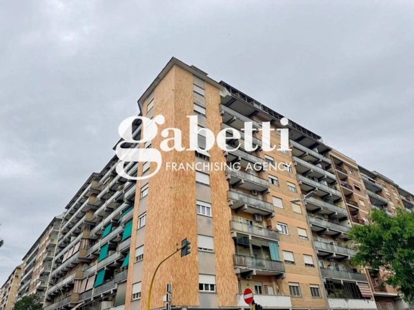 appartamento in vendita a Roma in zona Collatino