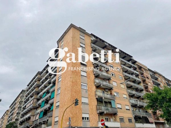 appartamento in vendita a Roma in zona Collatino