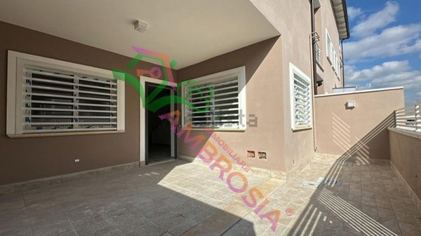 appartamento in vendita a Roma in zona Colle del Sole