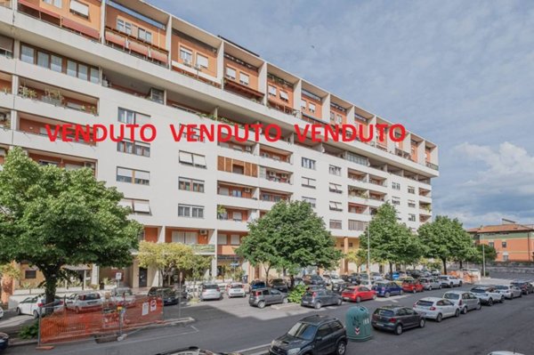 appartamento in vendita a Roma in zona Ardeatino