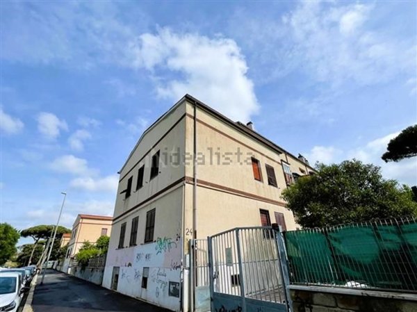 appartamento in vendita a Roma in zona Ostia