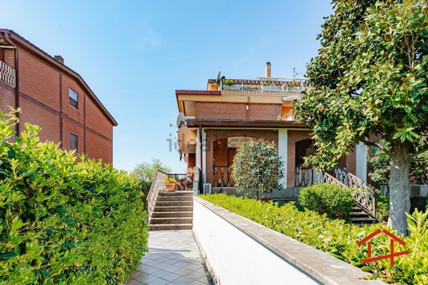 appartamento in vendita a Roma in zona Casal Palocco