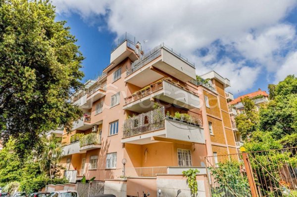 appartamento in vendita a Roma in zona Tor di Quinto