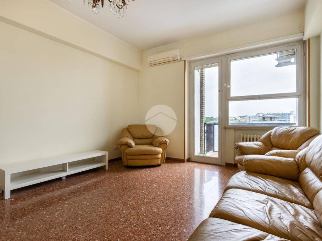 appartamento in vendita a Roma in zona Ostiense