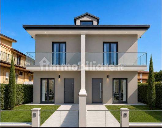 appartamento in vendita a Roma in zona Finocchio