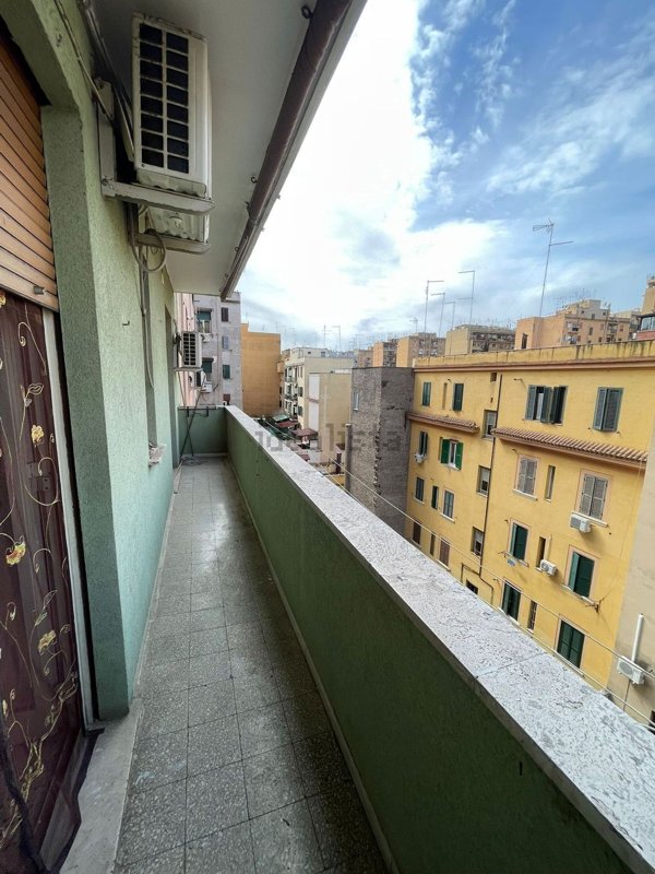 appartamento in vendita a Roma in zona Prenestino-Labicano