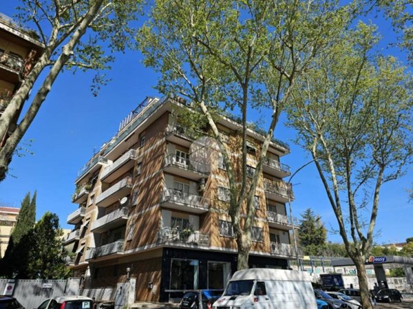 appartamento in vendita a Roma in zona Portuense