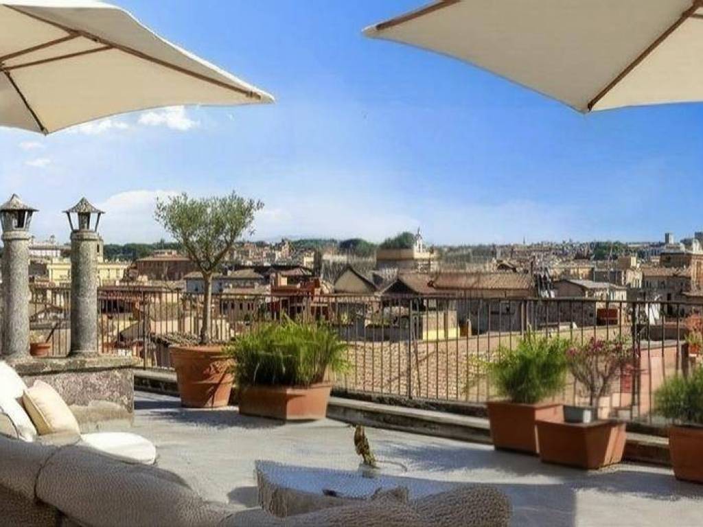 appartamento in vendita a Roma in zona Centro Storico