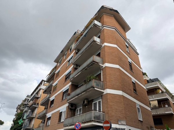 appartamento in vendita a Roma in zona Tor di Quinto