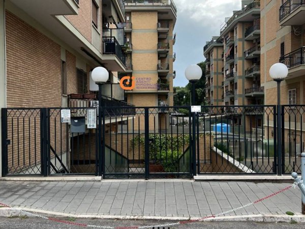 appartamento in vendita a Roma in zona Tuscolano