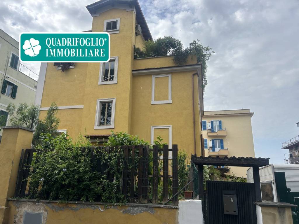appartamento in vendita a Roma in zona Alessandrino
