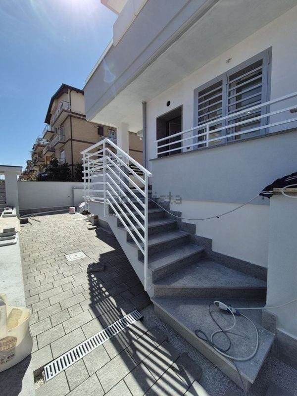 casa indipendente in vendita a Roma in zona Tor Bella Monaca