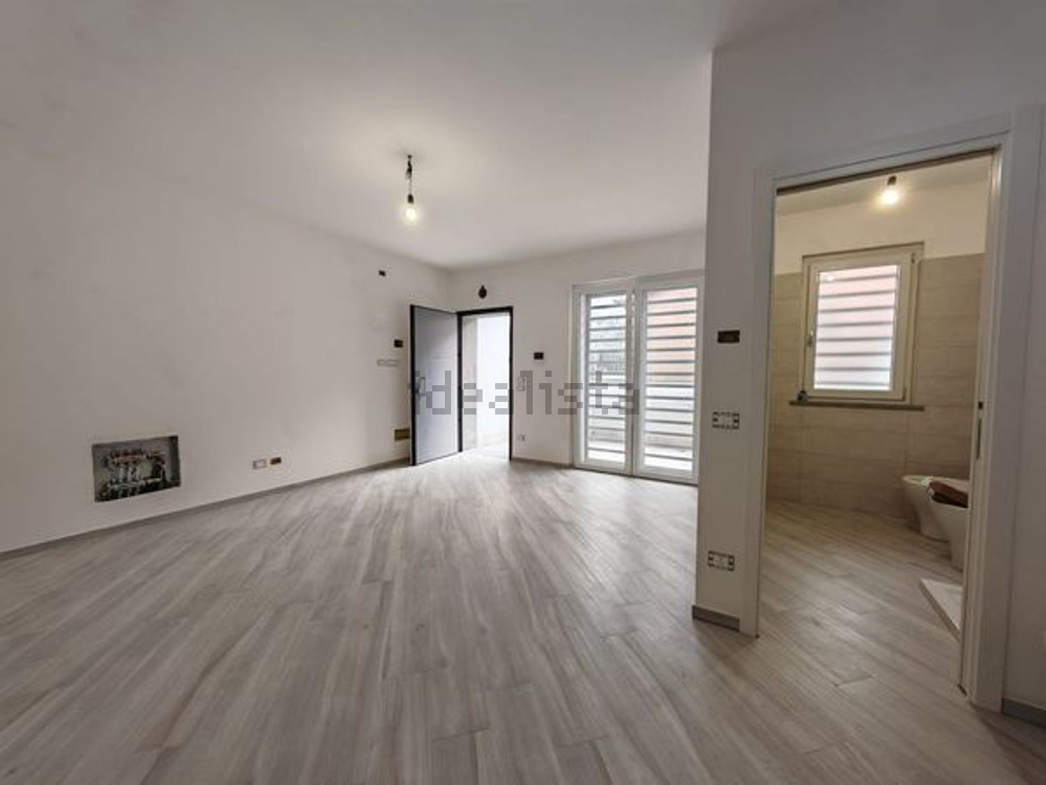 casa indipendente in vendita a Roma in zona Tor Bella Monaca