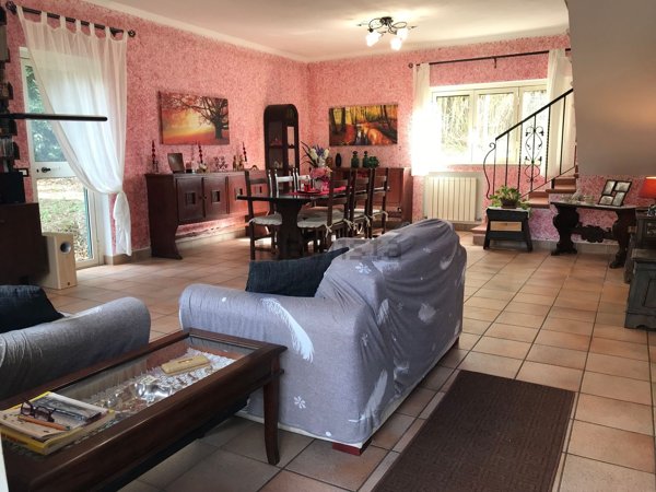 casa indipendente in vendita a Roma in zona Colle del Sole