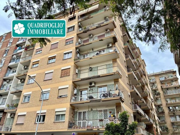 appartamento in vendita a Roma in zona Ostiense