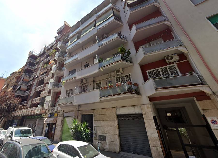 appartamento in vendita a Roma in zona Appio Latino