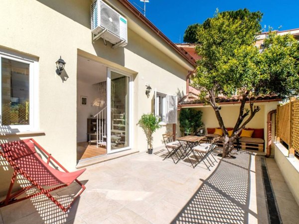 casa indipendente in vendita a Roma in zona Della Vittoria