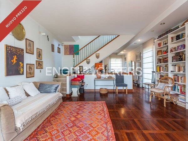 casa indipendente in vendita a Roma in zona Casal Palocco
