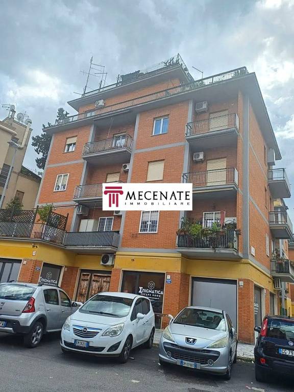 appartamento in vendita a Roma in zona Torre Maura